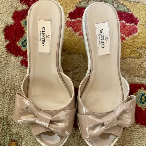 sale valentino heels